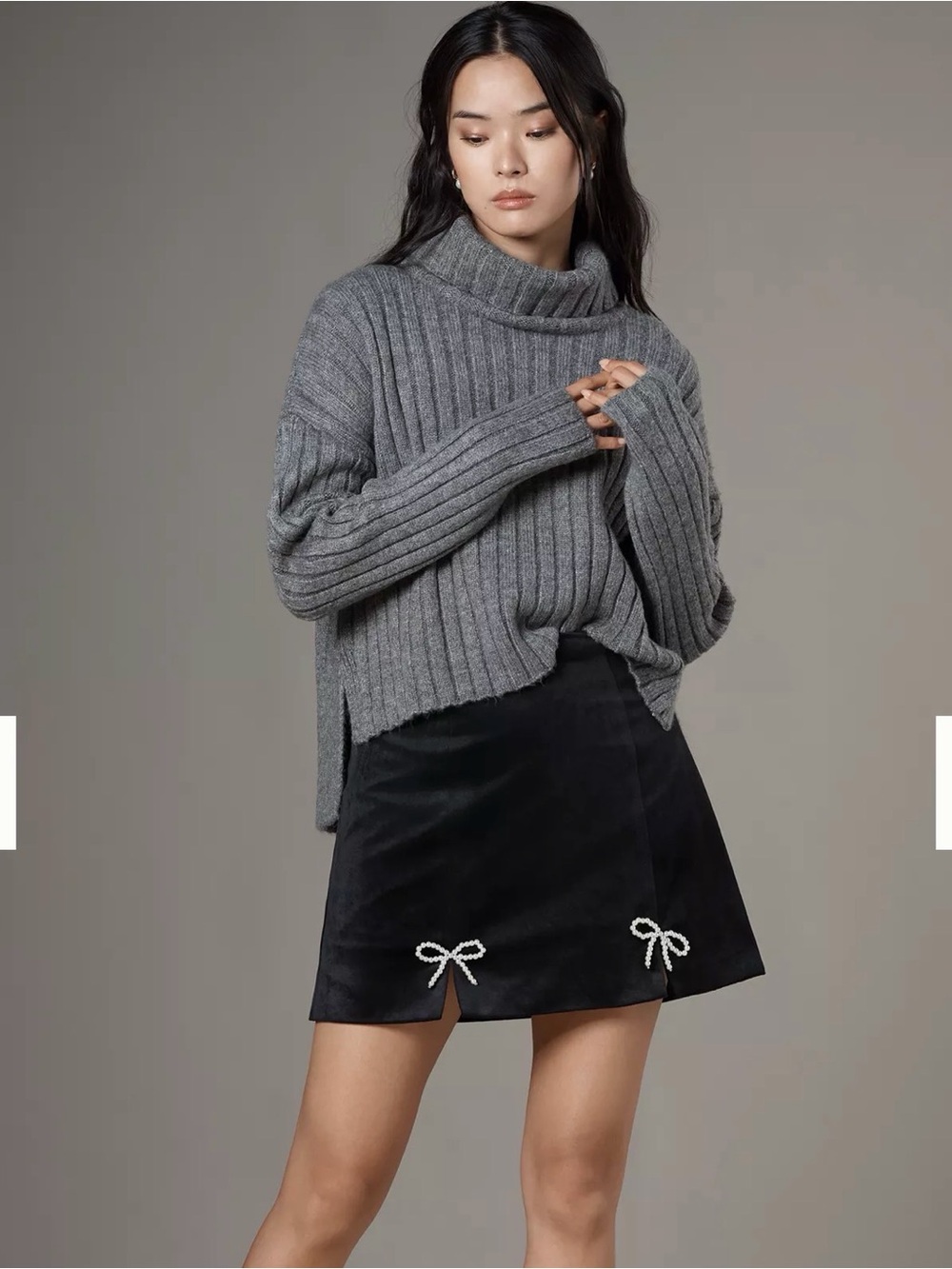 Anthropologie/ Avec Les Filles Velvet Bow Black Mini Skirt size Small - Picture 3 of 9